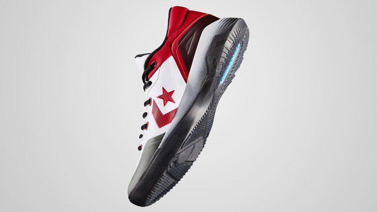 Converse PS G4 EVO籃球鞋3,280元。圖／Converse提供