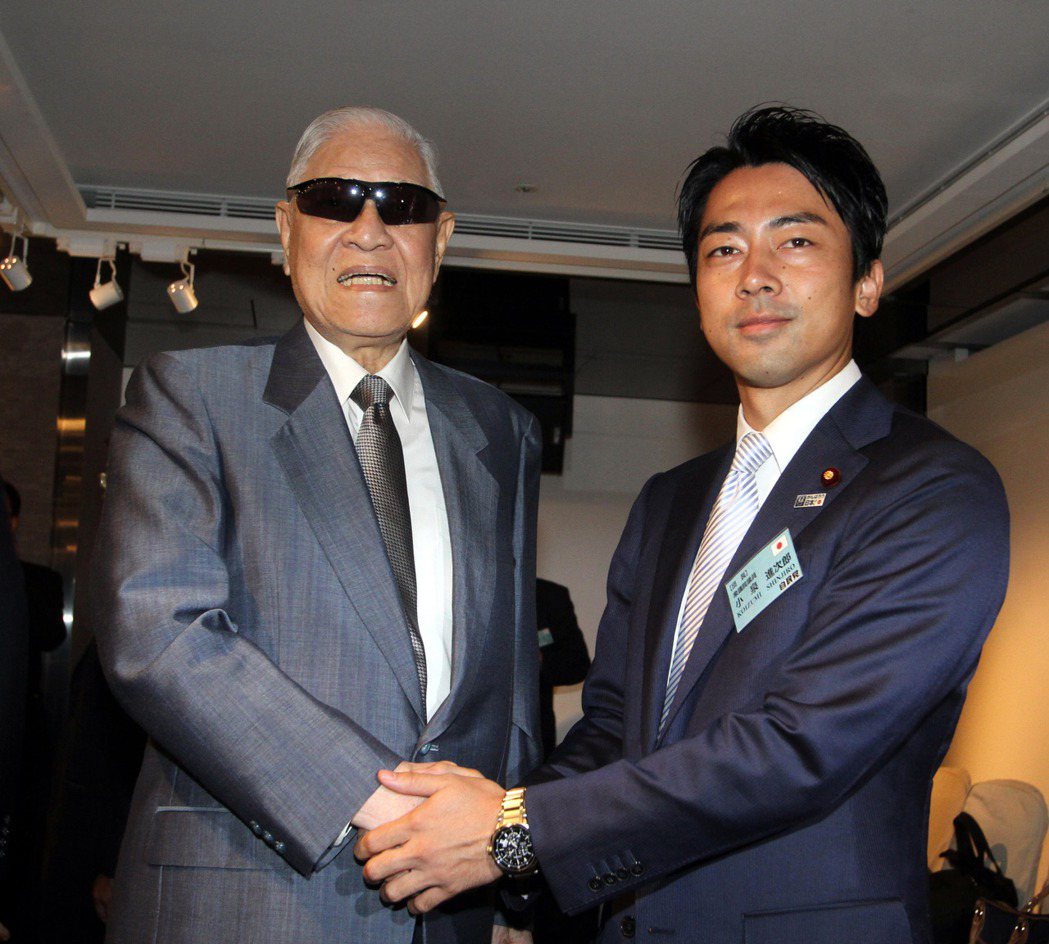 2013年日本前首相之子小泉進次郎訪台與李登輝會面。 圖／聯合報系資料圖庫