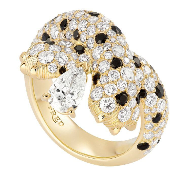 FRED OMBRE FÉLINE系列18k黃金戒指鑲嵌鑽石黑色尖晶石，80萬7,600元。圖／斐登提供