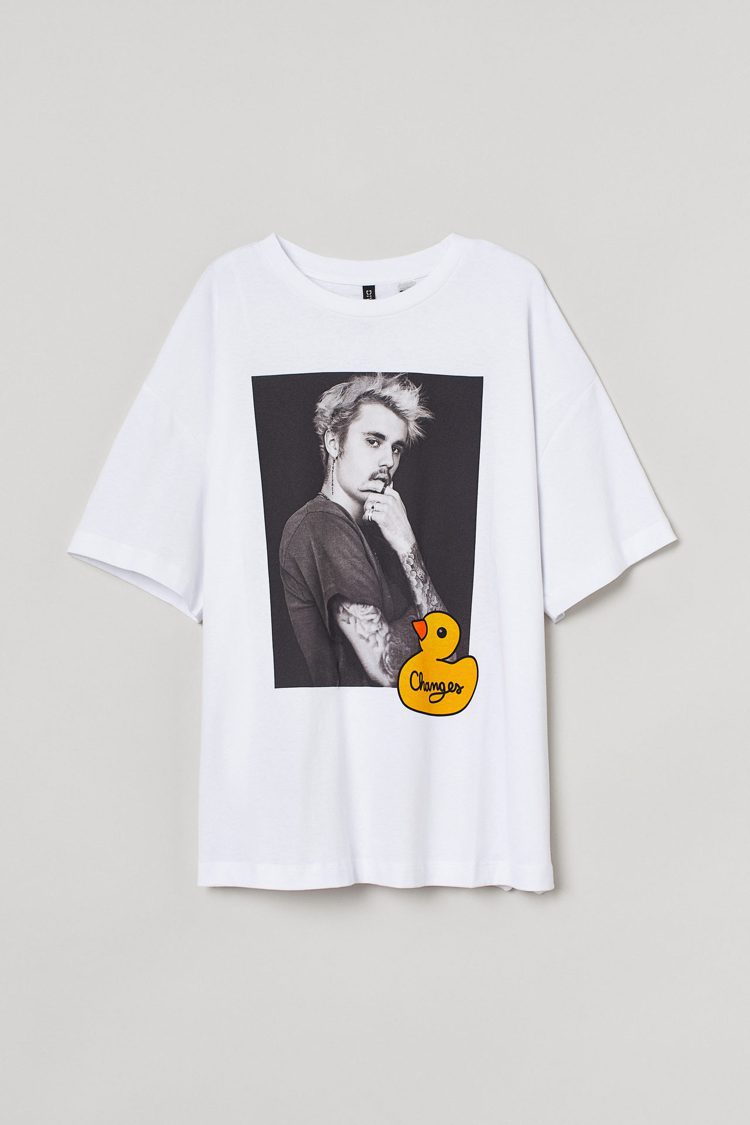 H&M小賈斯汀同名系列T恤499元。圖／H&M提供