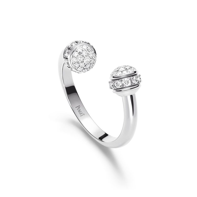 PIAGET，Possession系列18K白金鑽石戒指，58顆圓形明亮式切割鑽石，總重約0.34cts，14萬5,000元。圖 / PIAGET提供。