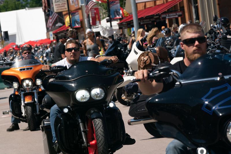 美國南達科他州史特吉斯鎮一年一度的史特吉斯摩托車節7日登場，估計為期10天的活動將有25萬人參加。法新社