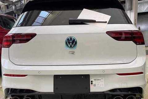 全新Volkswagen Golf R量產車曝光　美國上市竟要等到明年？