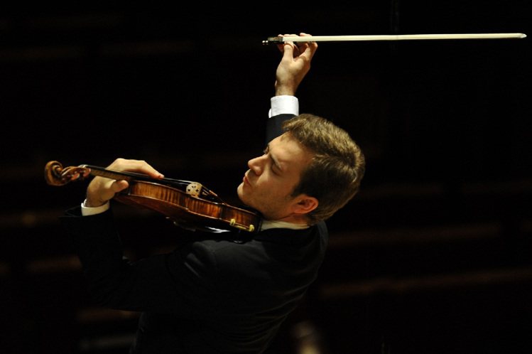 法國知名小提琴家雷諾卡普頌（Renaud Capuçon）。圖／勞力士提供