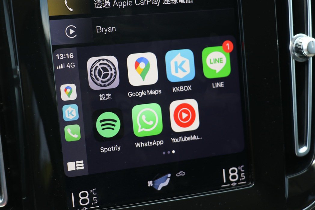 螢幕更支援原廠衛星導航、Android Auto與Apple CarPlay功能...