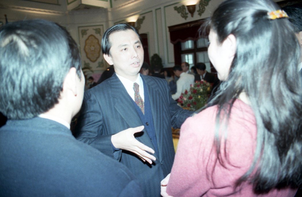 1994年，蘇志誠出席總統府春節記者聯誼茶會。 圖／聯合報系資料照