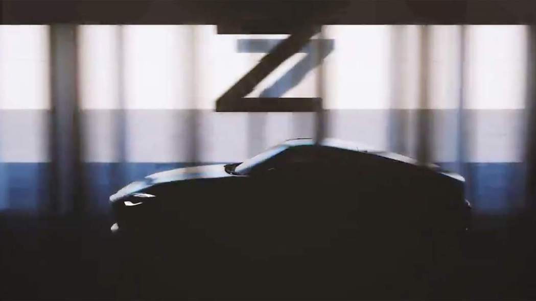 新Fairlady Z在「NISSAN NEXT：A to Z」宣傳片的剪影。 ...