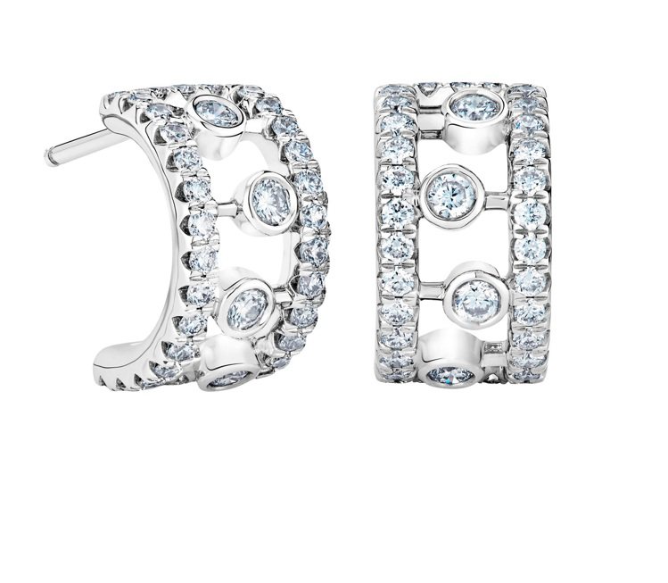 DE BEERS Dewdrop系列18K白金鑽石圈形耳環，12萬元。圖／DE ...