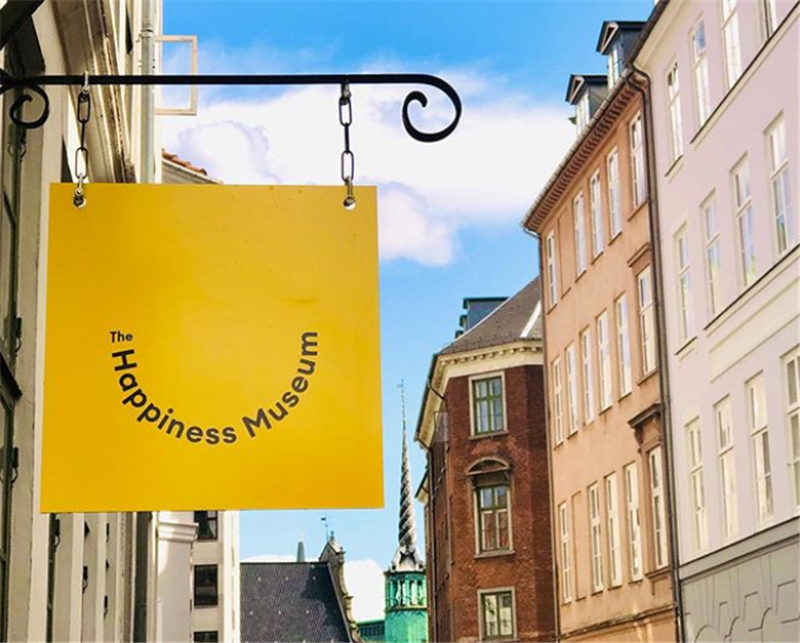丹麥博物館掛上幸福招牌 　/ 來源：thehappinessmuseum