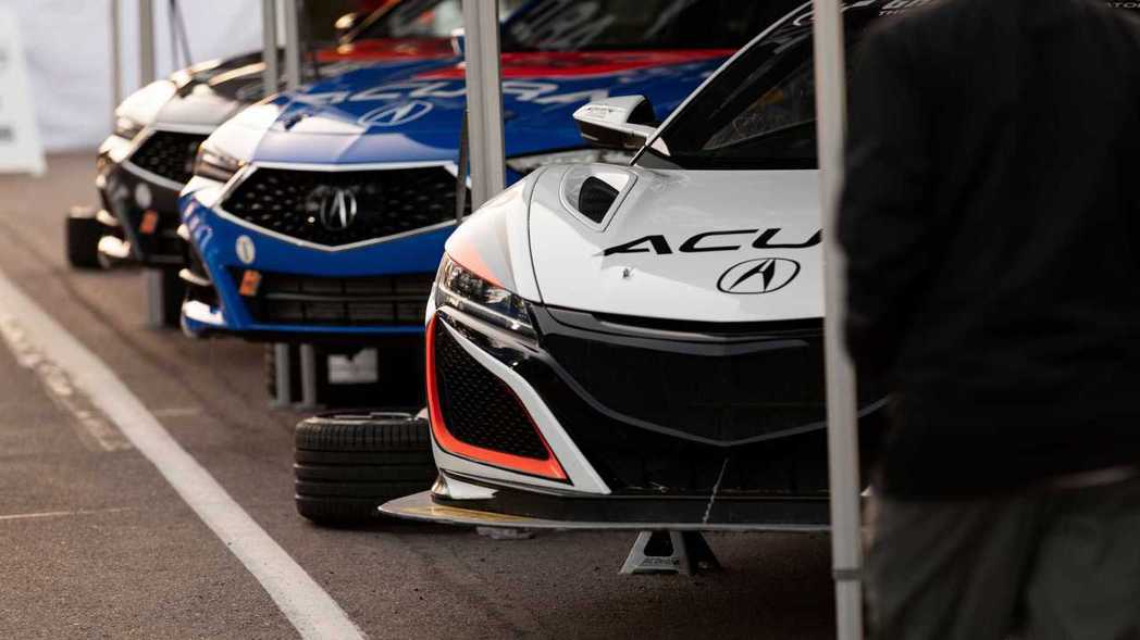 Acura透過派克峰爬山賽來吸取性能車開發經驗。 摘自Acura