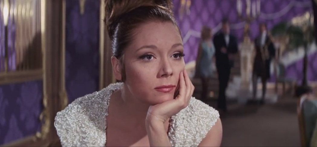 007電影「女王密使」是黛安娜蕾又一著名代表作。圖／摘自imdb