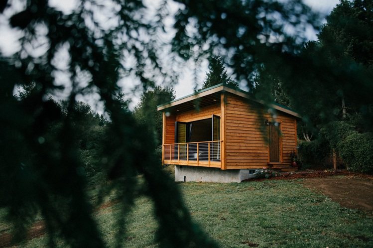 美國奧勒岡州的林間小木屋。圖／Airbnb提供