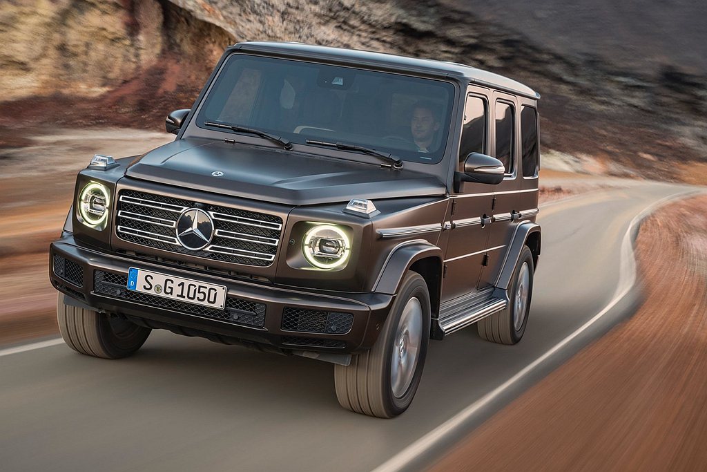 德國豪華車廠賓士，率先在中國市場推出2.0L汽油渦輪動力的G350。 圖／Mercedes-Benz提供