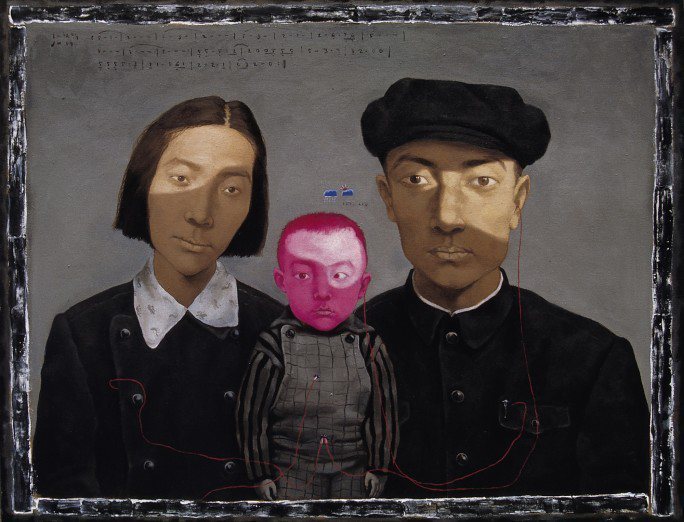 張曉剛1993年作「血緣—大家庭：全家福 1 號」是本次拍品的雛形作品之一，現為德島縣立美術館藏。圖／佳士得提供