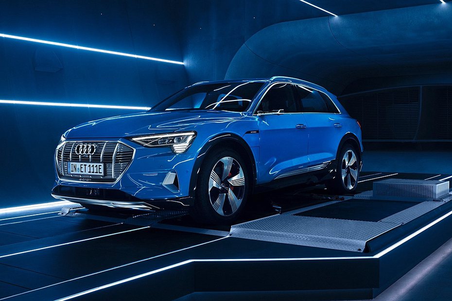 Audi首款純電動車e-tron將在白晝之夜現身，成為2020年台北白晝之夜當晚藝術作品之一。 圖／Audi提供