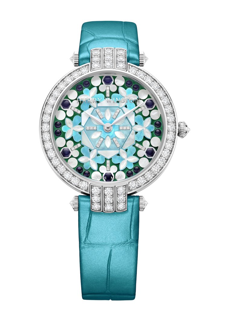 海瑞溫斯頓卓時Premier系列Kaleidoscope腕表，18K白金搭配淺藍色表帶，明亮輕快。圖 / Harry Winston提供。