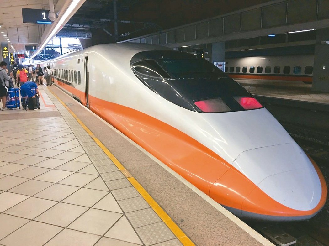 交通部主導台灣高鐵進行財務改革方案五年多，已大賺超過千億元。（本報系資料庫）