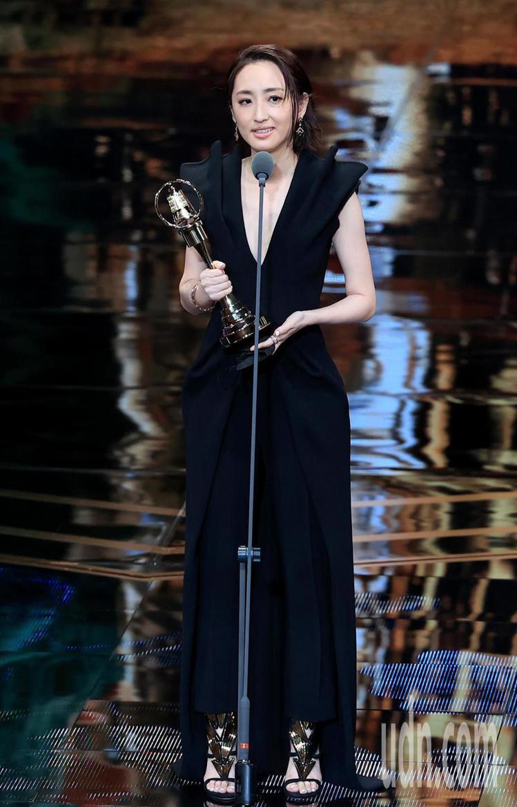 柯佳嬿以「想見你」獲得戲劇節目女主角獎。記者林伯東／攝影
