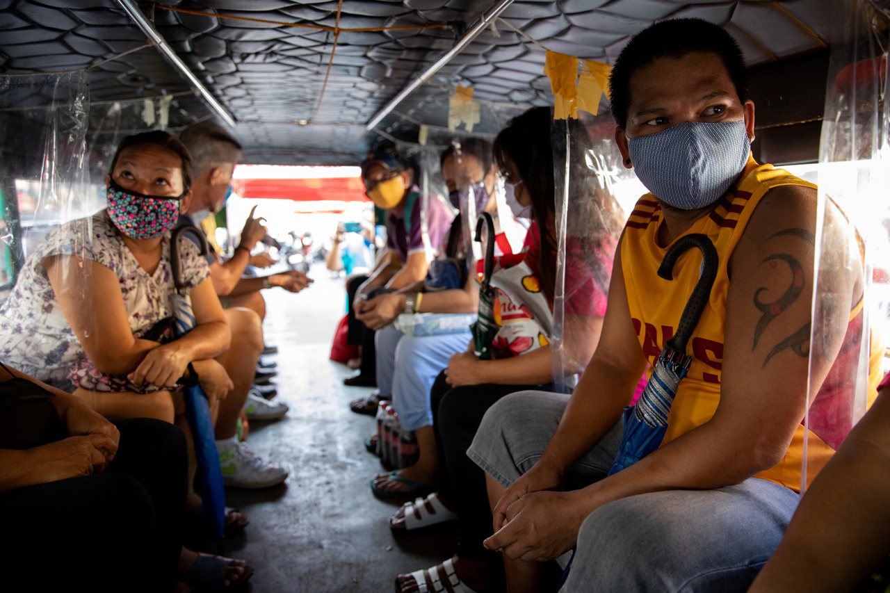 菲律賓等東亞國家正努力抑制新冠病毒疫情。（路透）