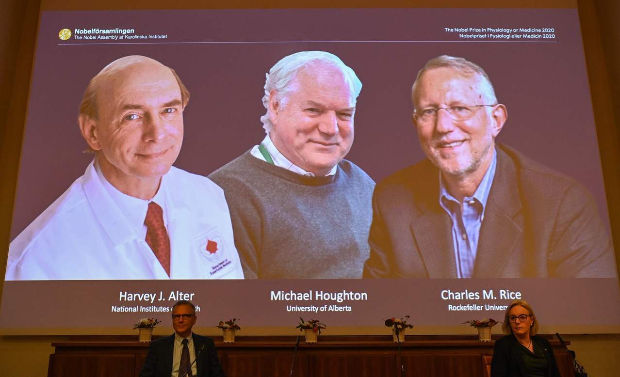 諾貝爾醫學獎五日揭曉，美國籍的阿特爾（左起）、英國籍的賀頓和美國籍的萊斯獲獎。（法新社）
