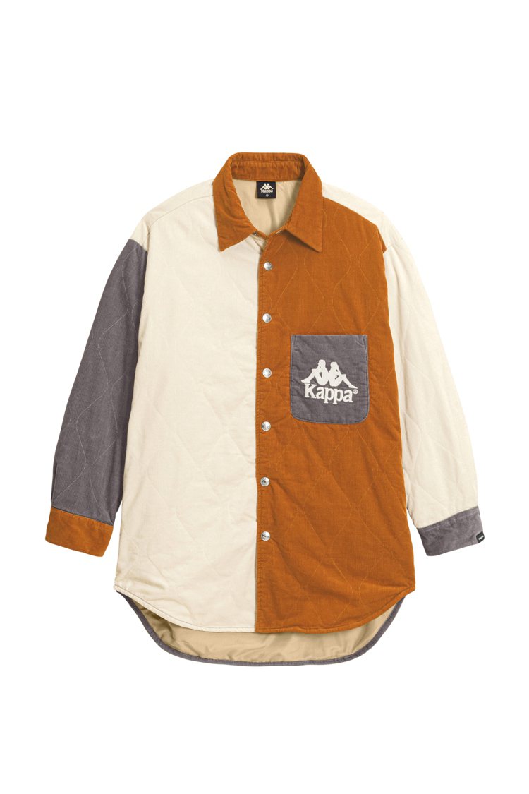 GU與Kappa聯名系列男裝襯衫1,490元。圖／GU提供