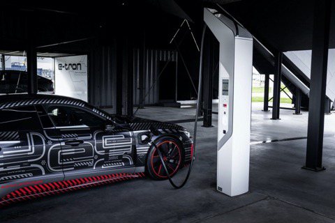 Audi發布e-tron GT純電轎跑預告圖！　性能RS車型將同步發表