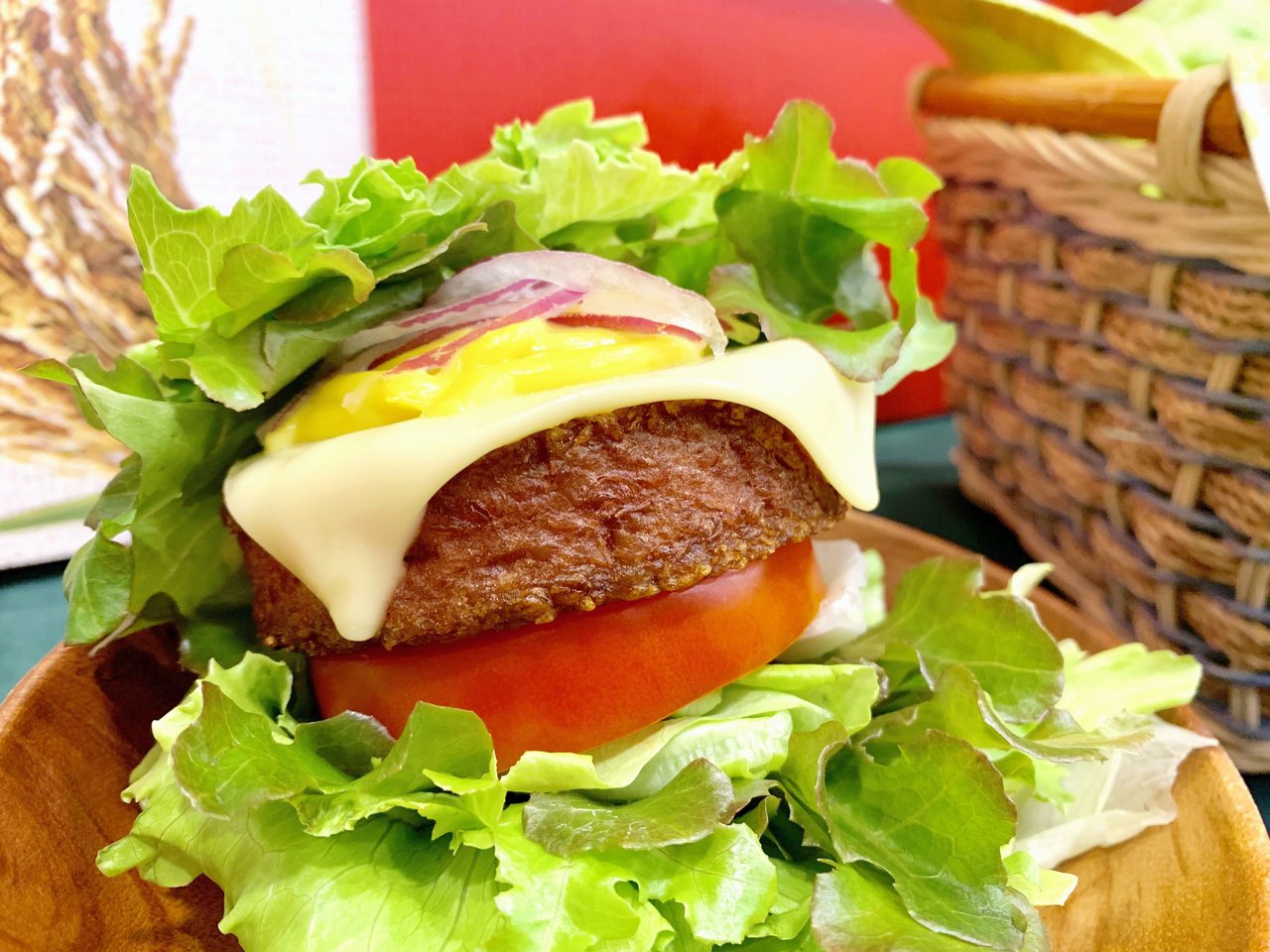 圖為使用美國BeyondMeat植物肉漢堡排特製的漢堡。記者張芳瑜攝影／報系資料照