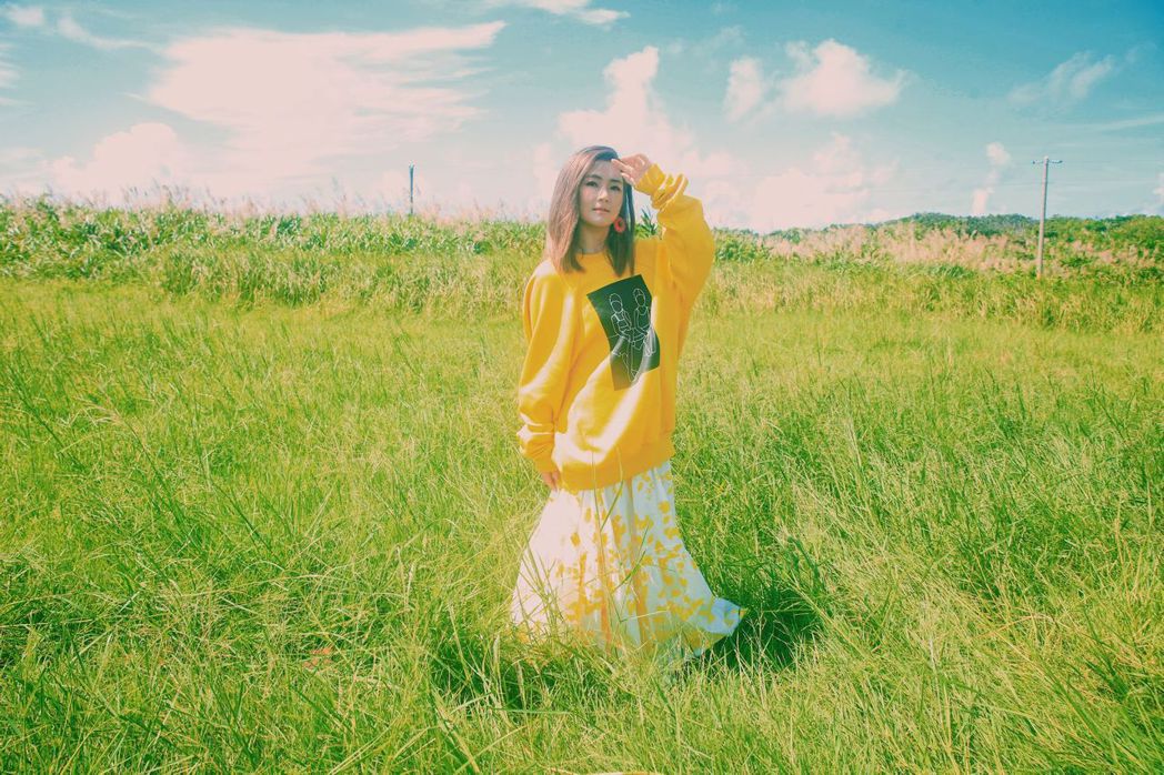 Selina為新單曲「四季」MV前進墾丁耗時兩天取景，要透過鏡頭帶領粉絲享受風光...