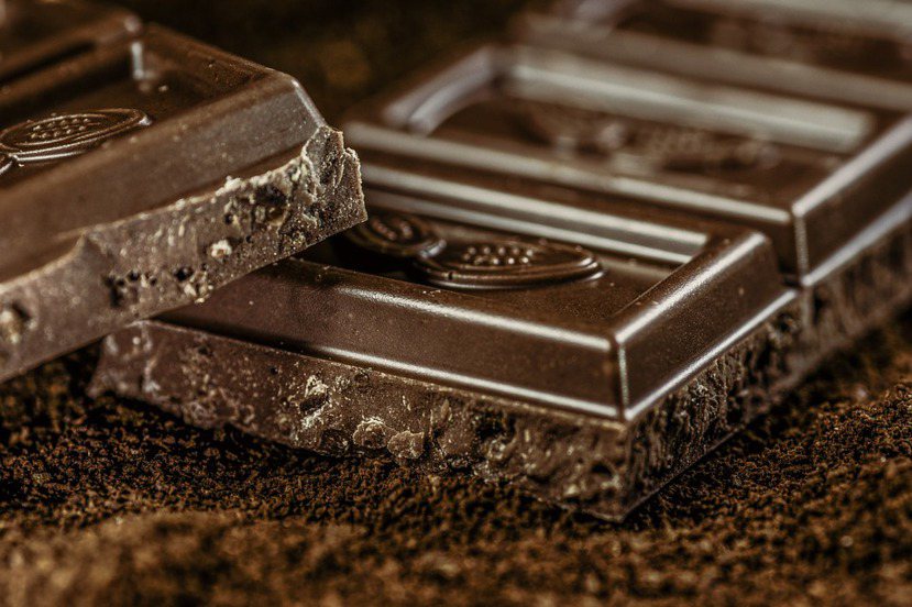 巧克力含有有益健康的抗氧化物-黃酮類化合物(Flavonoids)能增加身體一氧...