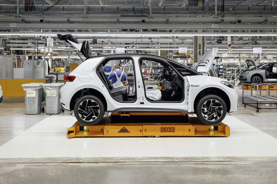 儘管生產過程遇到軟體出包的問題，但Volkswagen仍在短短的六周交付了約1....