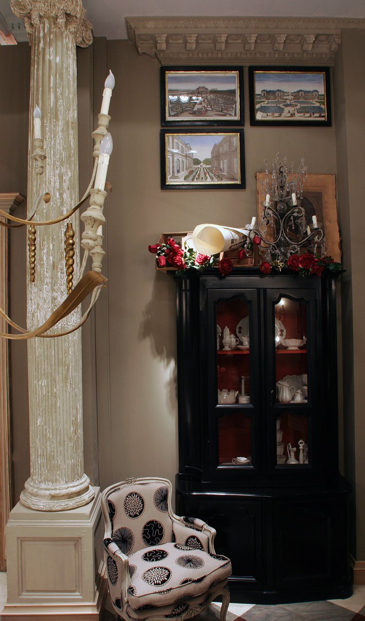 法國Mis En Demeure德繆高級仿古家具，仿舊櫥櫃定價148,000元起。圖／寬庭美學KUAN’S LIVING提供