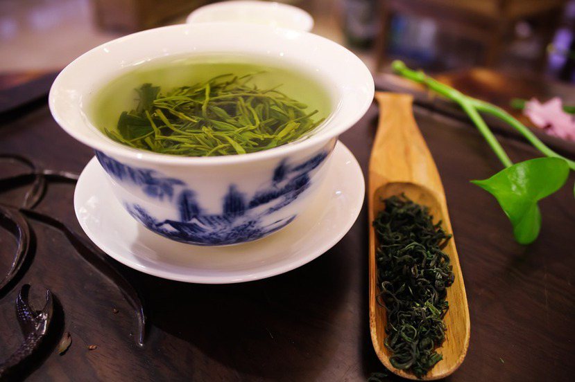 茶葉依種類或製茶方法，改變熱水的溫度很重要。 圖／pixabay
