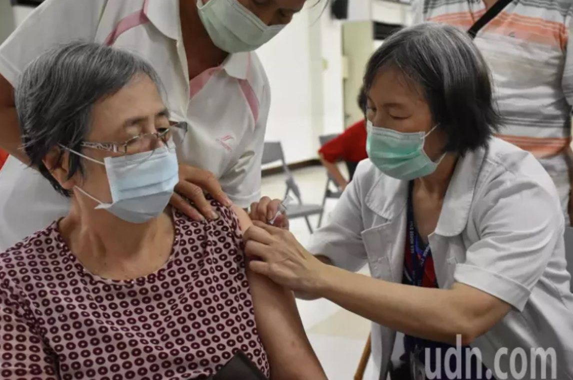 基隆55歲女子注射流感疫苗10天後出現四肢酸麻、味覺喪失等症狀，圖非該病例。圖／本報資料照片