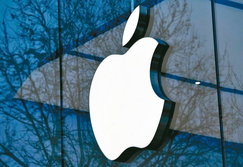 蘋果公司（Apple）宣布，將於台北時間11月11日凌晨2時舉辦線上特別活動，外界預期將發表搭載蘋果自製處理器的AppleSilicon Mac筆記型電腦，可能由台積電獨家代工處理器。法新社