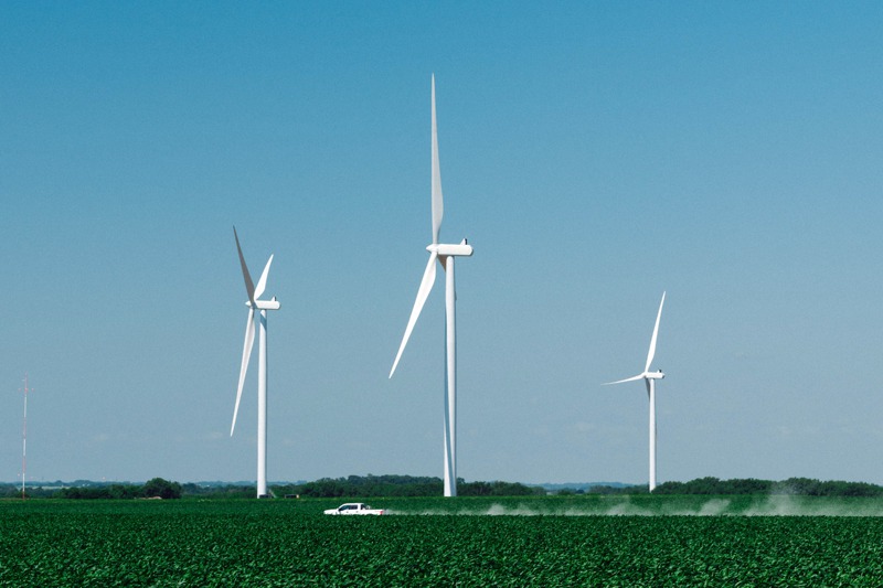 內布拉斯加州已完工的EDF風力發電機。紐約時報