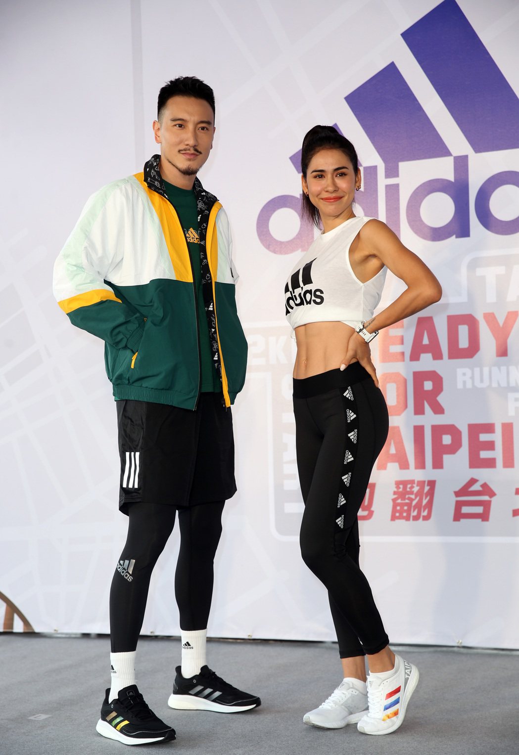 王陽明（左）、雷理莎（右）出席 adidas 跑翻台北城市Online Run記...