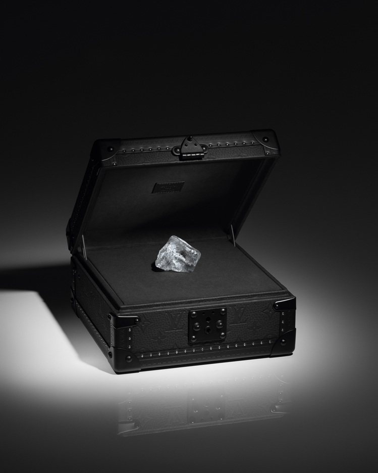 路易威登推出名為Sethunya的優質549克拉鑽石原石，將為頂級客戶提供終極客製化服務。圖／路易威登提供