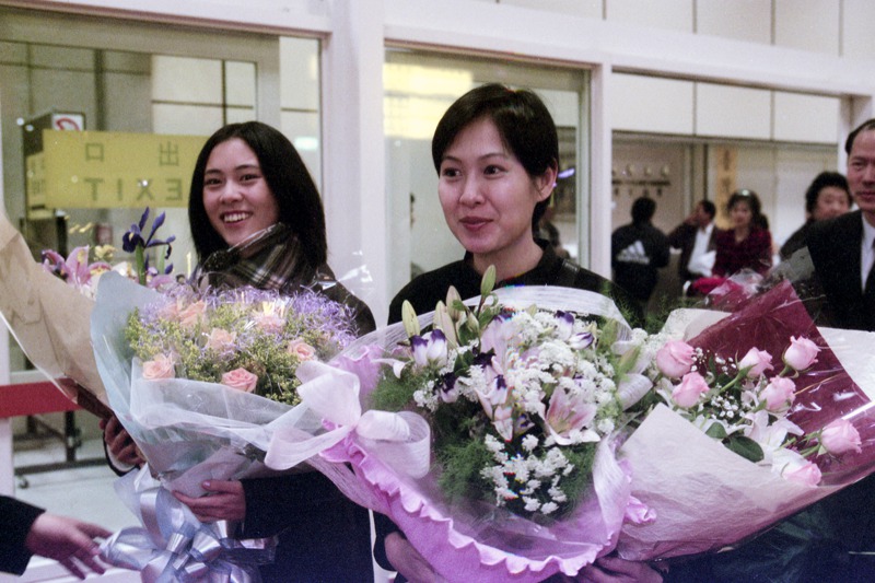 「美麗在唱歌」東京影展代表團載譽返國。圖為曾靜（左）、劉若英（右）。圖／聯合報系資料照片