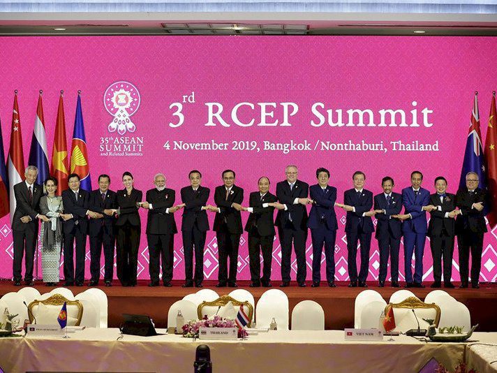圖為去年登場的第三屆RCEP高峰會。法新社