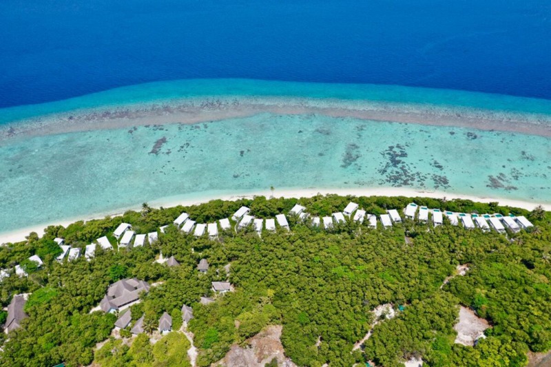 馬爾地夫維京島求售，島上有度假村，其中35間是海景別墅，其中9間海景房有獨立游泳池，還有100間是兩層式。圖／取自私人島公司PRIVATE ISLANDS INC.網站