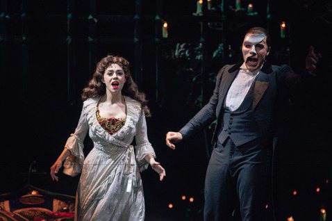 已在全球巡演超過34年音樂劇「歌劇魅影」（The Phantom of the Opera）今年第4度登台，主辦單位寬宏藝術經紀股份有限公司表示，特別在台北小巨蛋打造國際級舞台，許多藝人也前往觀賞。...