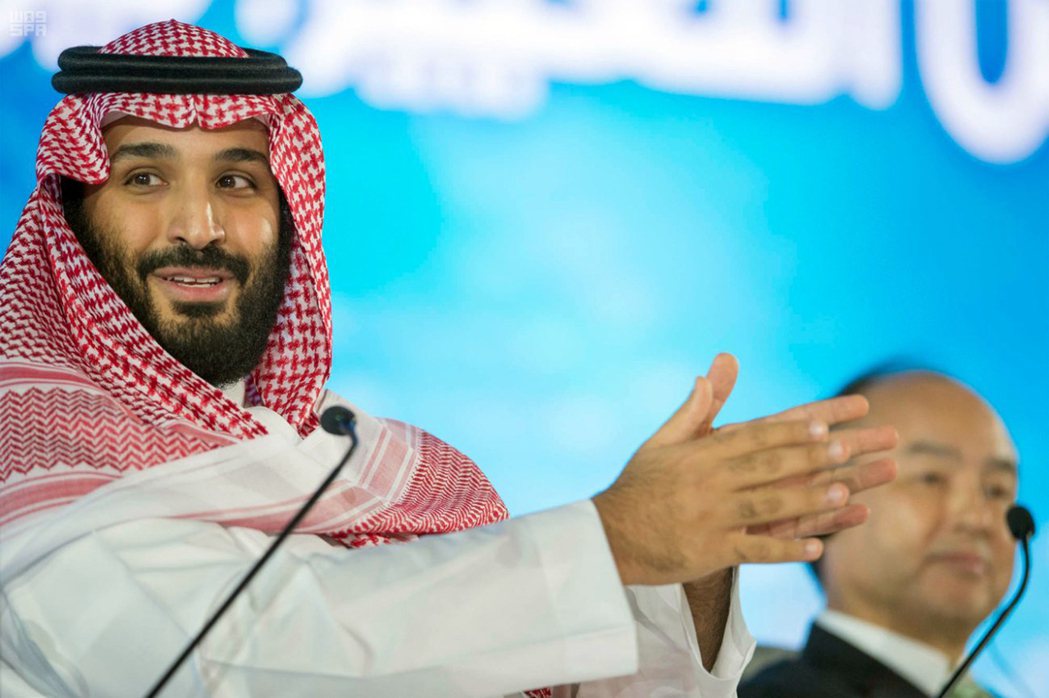 沙烏地阿拉伯王儲本．薩爾曼多次談到要用該國主權基金多元化投資。（美聯社）