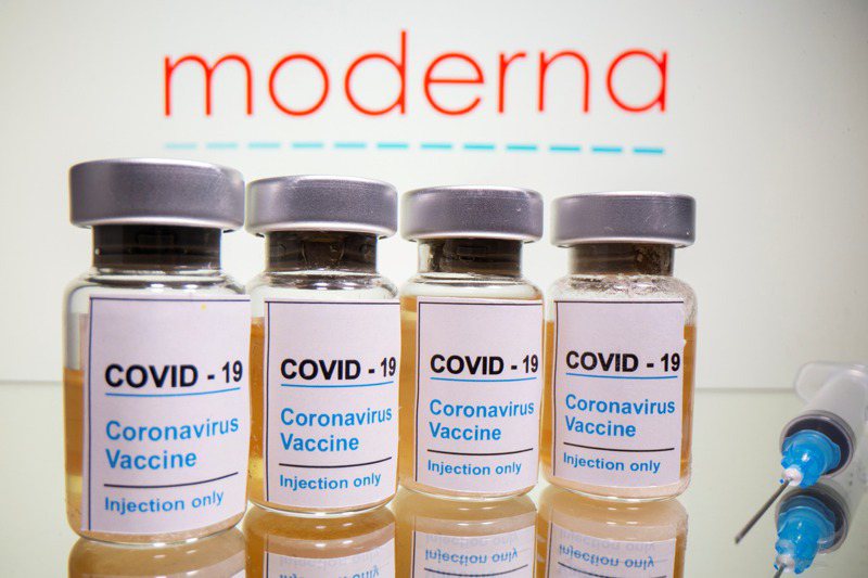 美國食品藥物管理局將在耶誕節前，批准莫德納（圖）與輝瑞疫苗新藥上市，圖為示意圖。路透