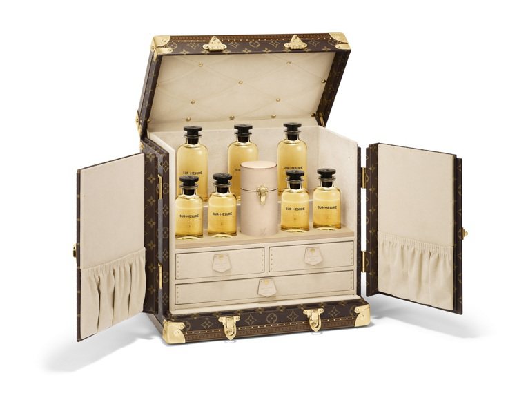 個人高級訂製香水的箱盒為特製，包括之中的香水共售約台幣209萬4,000元。圖／LV提供