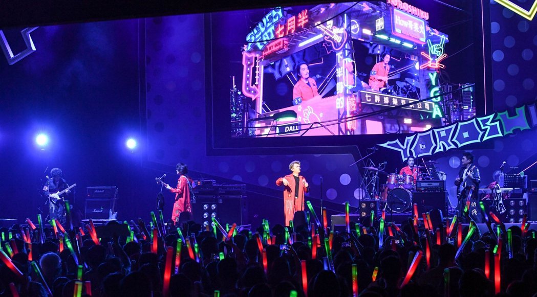 YouTuber樂團「七月半」舉辦首場演唱會。圖／Live Nation Tai...