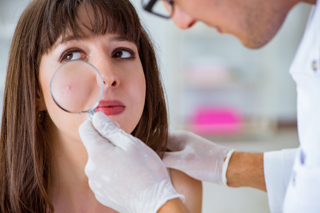防疫戴口罩皮膚變差！「痘痘貼」的用法你用對了嗎？