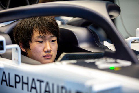 睽違7年，日本車手再戰F1！<u>Red Bull</u>小牛車隊宣布新賽季納入角田裕毅