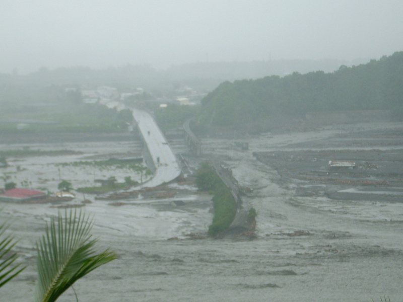 原PO指颱風去年沒來台灣，大眾都連連讚好，如今缺水嚴重，卻人人喊苦。本報資料照片