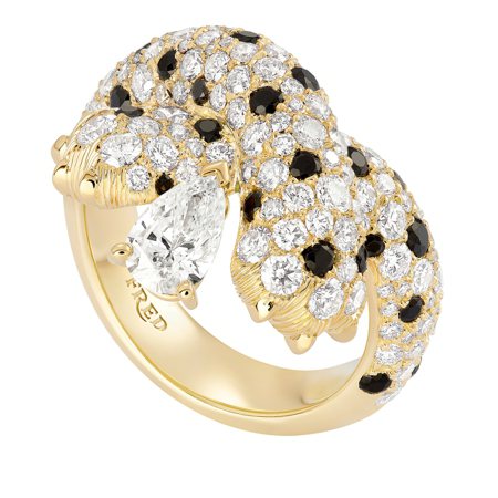 OMBRE FÉLINE系列戒指，18k黃金、黑漆和鑽石黑色尖晶石，80萬7,600元。圖／FRED提供