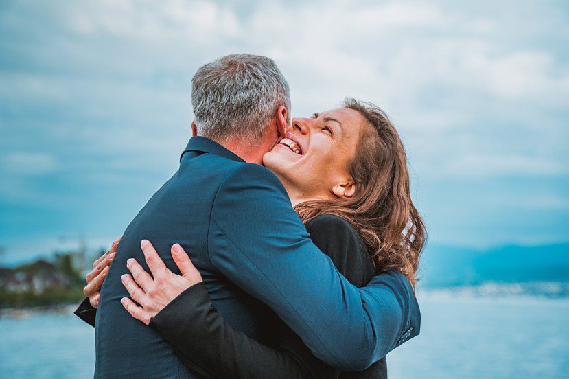 能夠跟伴侶相愛到白頭，是一件多麼值得慶幸的事情。 圖／pixabay
